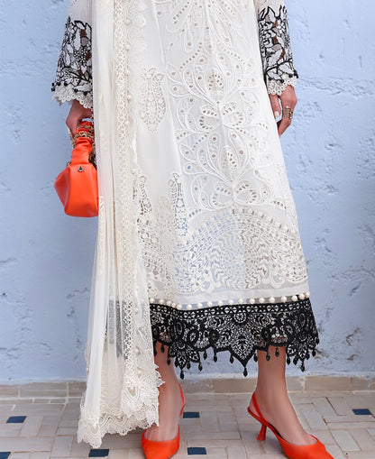 3-PIECE emboidery stitched SUIT